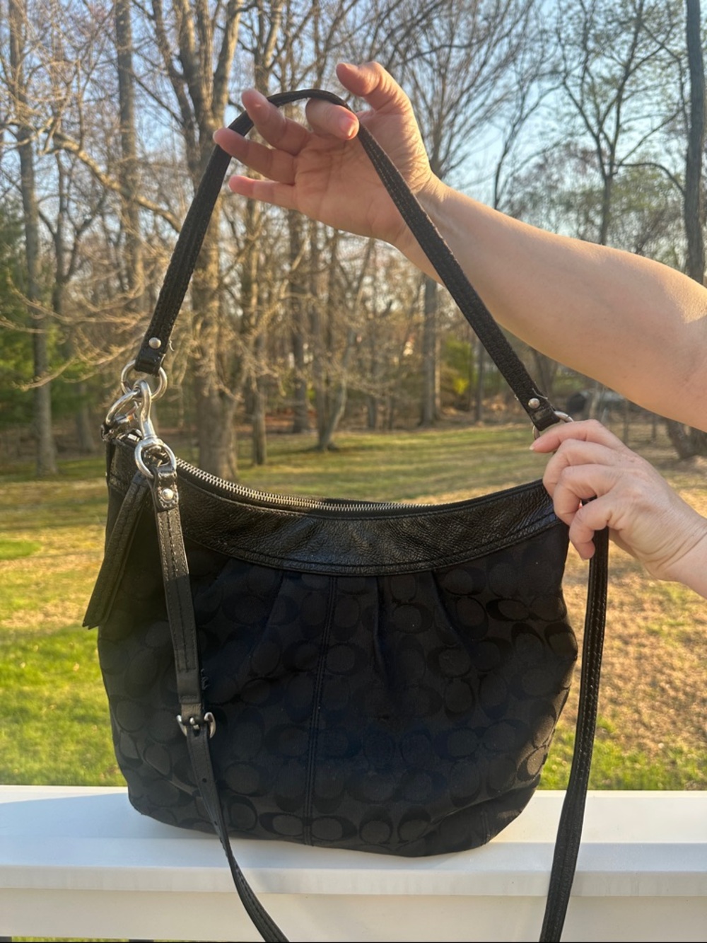 COACH Soho Signature Large Back Shoulder Hobo 13744 - Picture 5 of 16